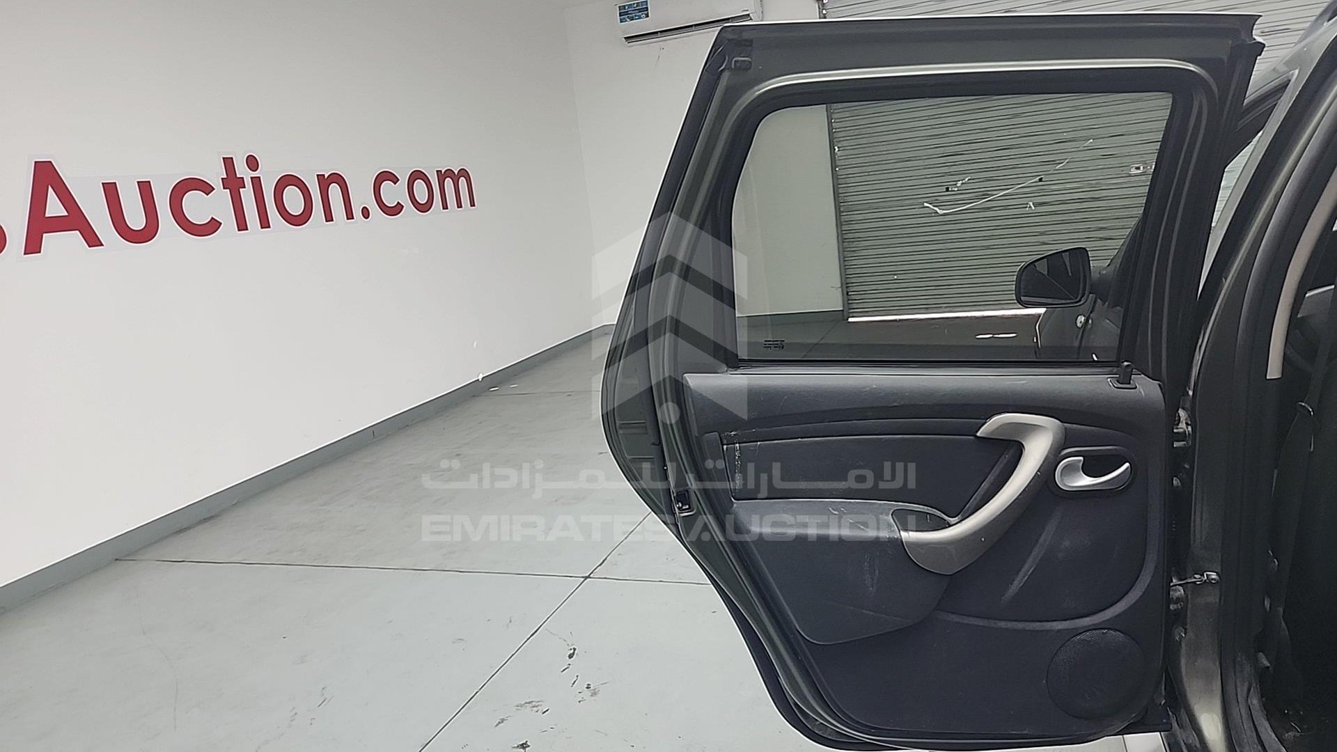 2015 RENAULT DUSTER VIN: VF1HSRCA7FA523927
