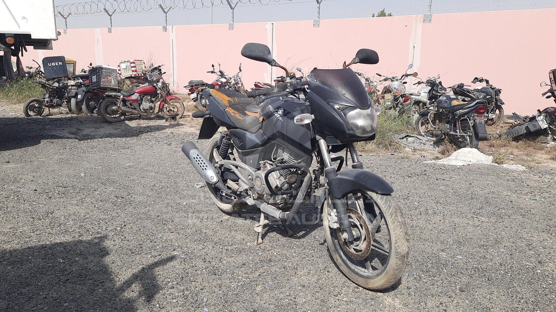 2014 BAJAJ PULSAR 180CC VIN: MD2A12DZ1ECC02113