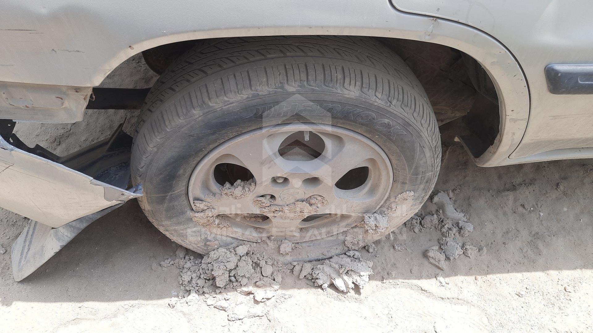 2003 MITSUBISHI PAJERO VIN: JMYLRH77W3Z704312