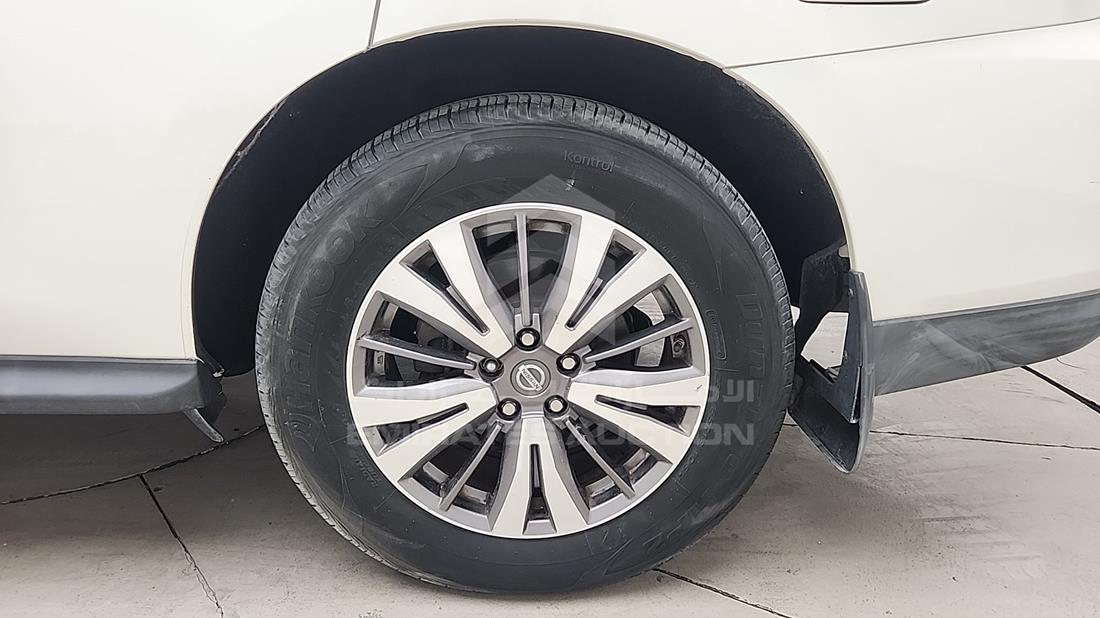 2017 Nissan Pathfinder — Rear Left Tyre — Photo 33