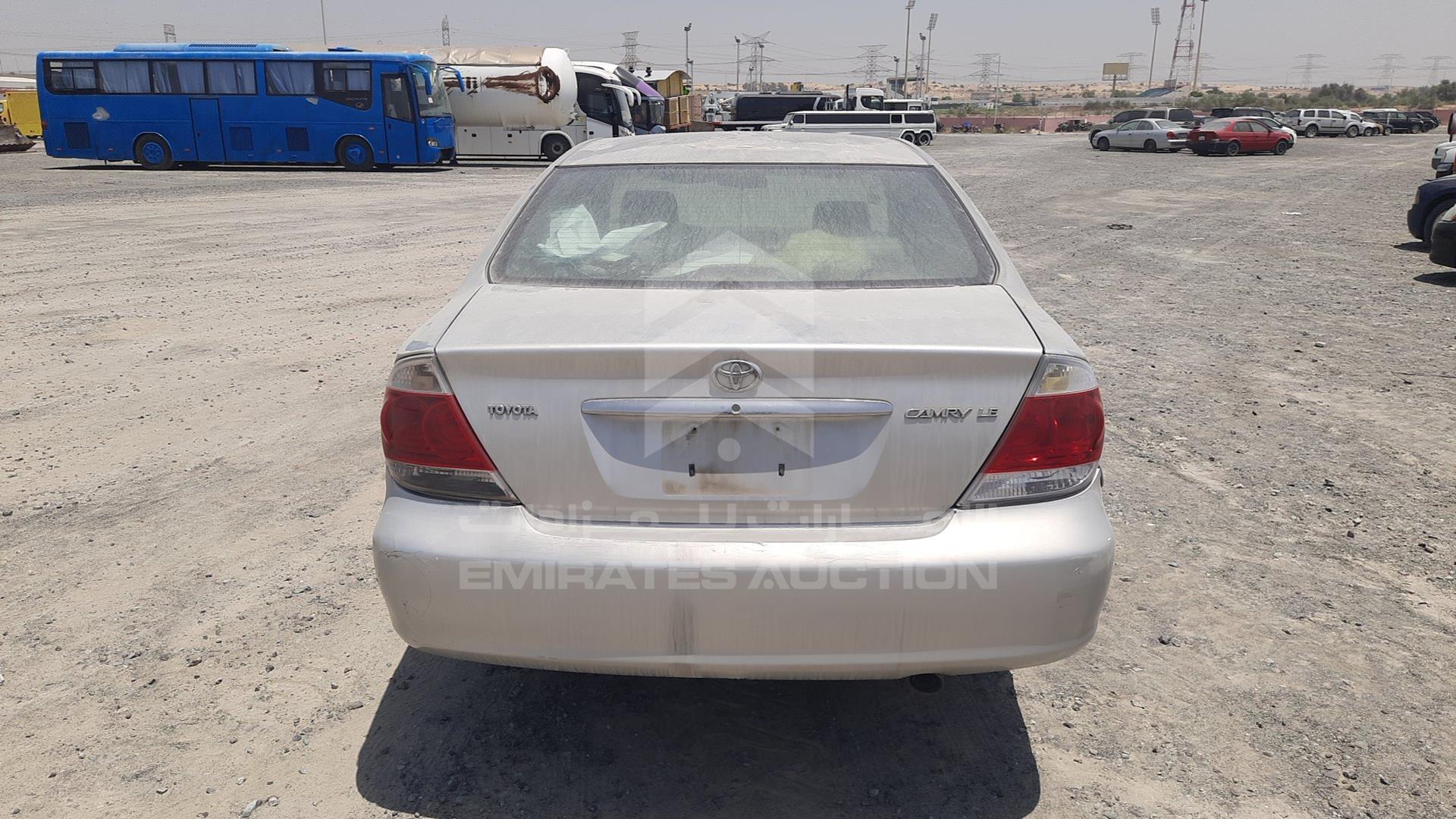 2005 TOYOTA CAMRY VIN: 4T1BE32K15U986614