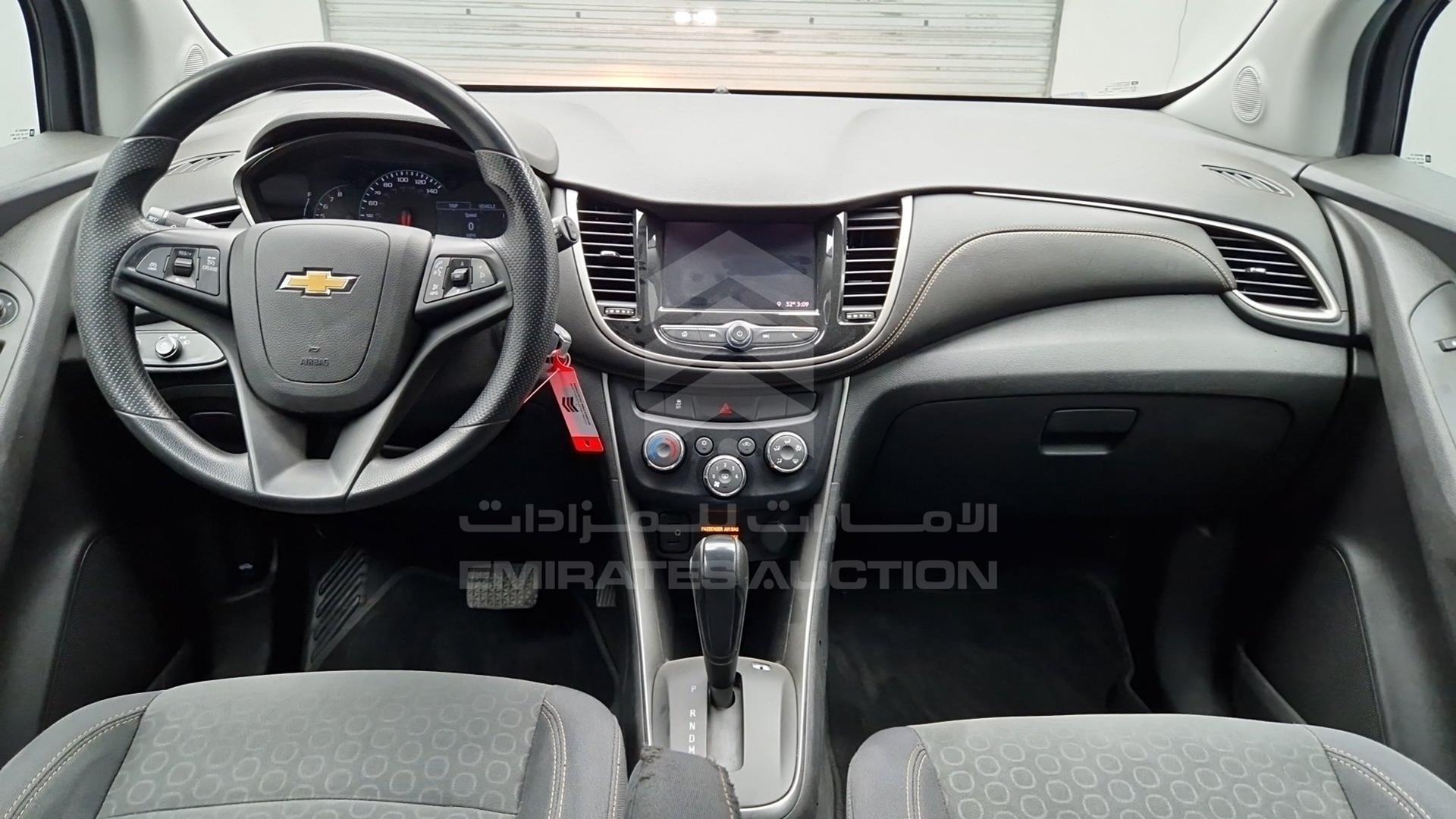 2020 CHEVROLET TRAX VIN: 3GNCJKSB2LL306166