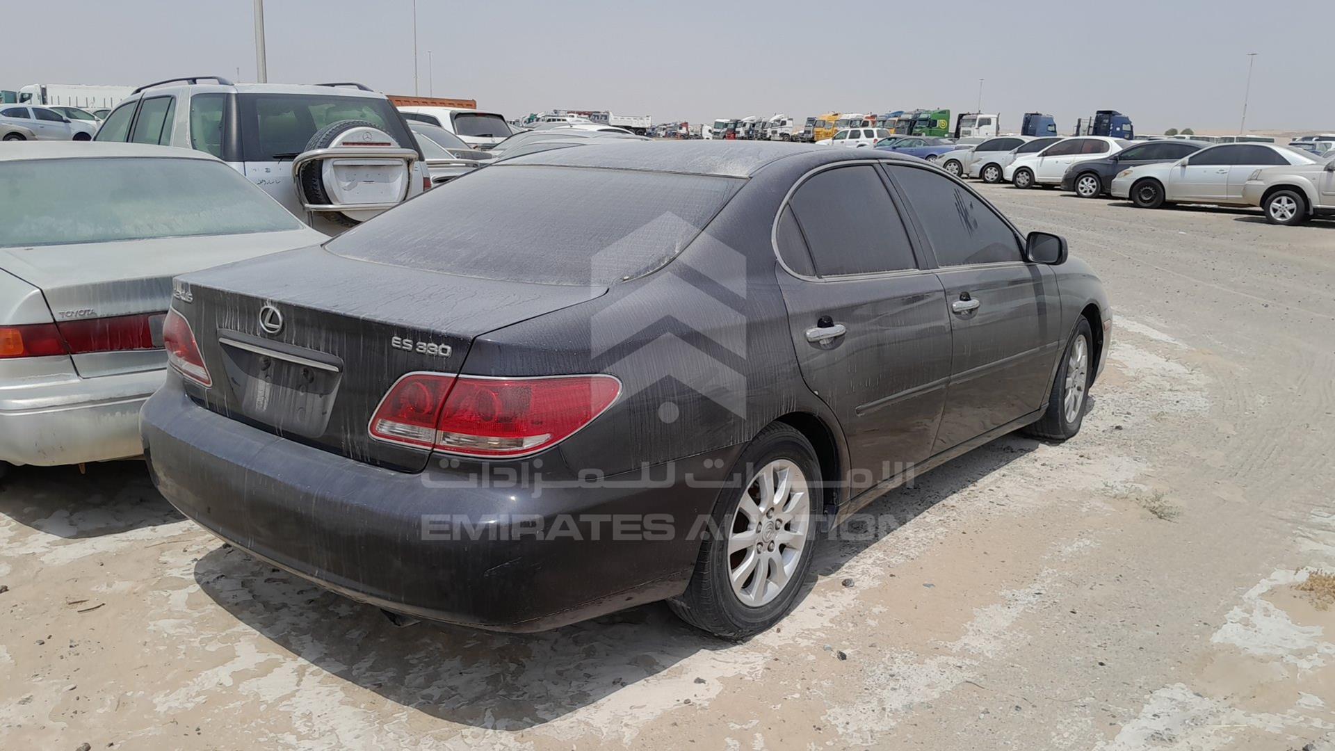 2005 LEXUS ES 330 VIN: JTHBA30G455082697