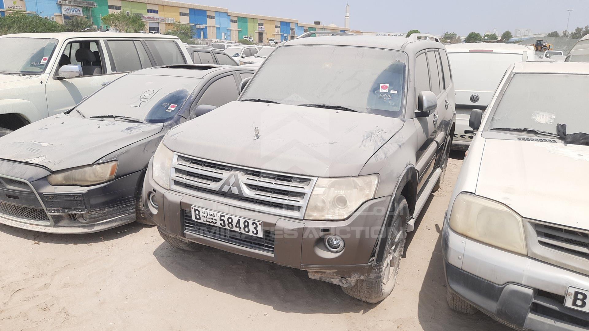 2010 MITSUBISHI PAJERO VIN: JMYLRV95WAJ703844