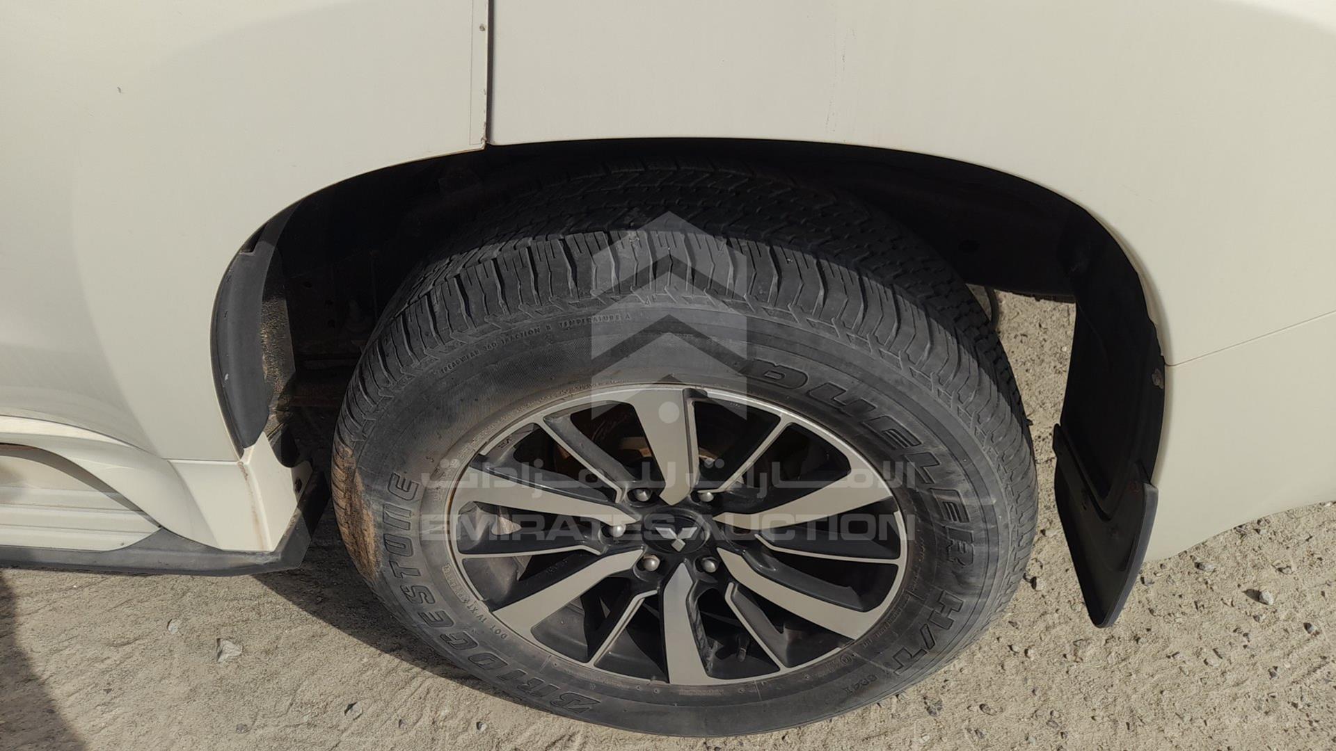 2017 MITSUBISHI MONTERO VIN: MMEMC71X8HH003140