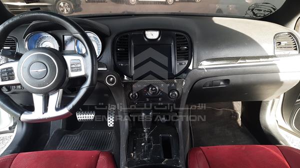Chrysler 300 C 2013 2C3CCAFJ3DH539390 Image 8