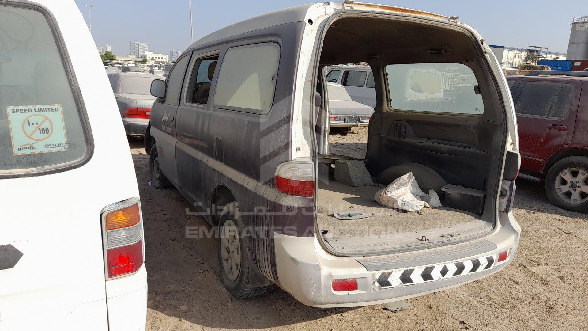 KMJWWH7W06U692581 - 2006 Hyundai H1 - #359616