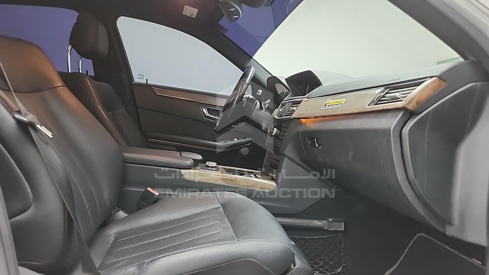 2011 MERCEDES E 550 VIN: WDDHF9AB3BA444093