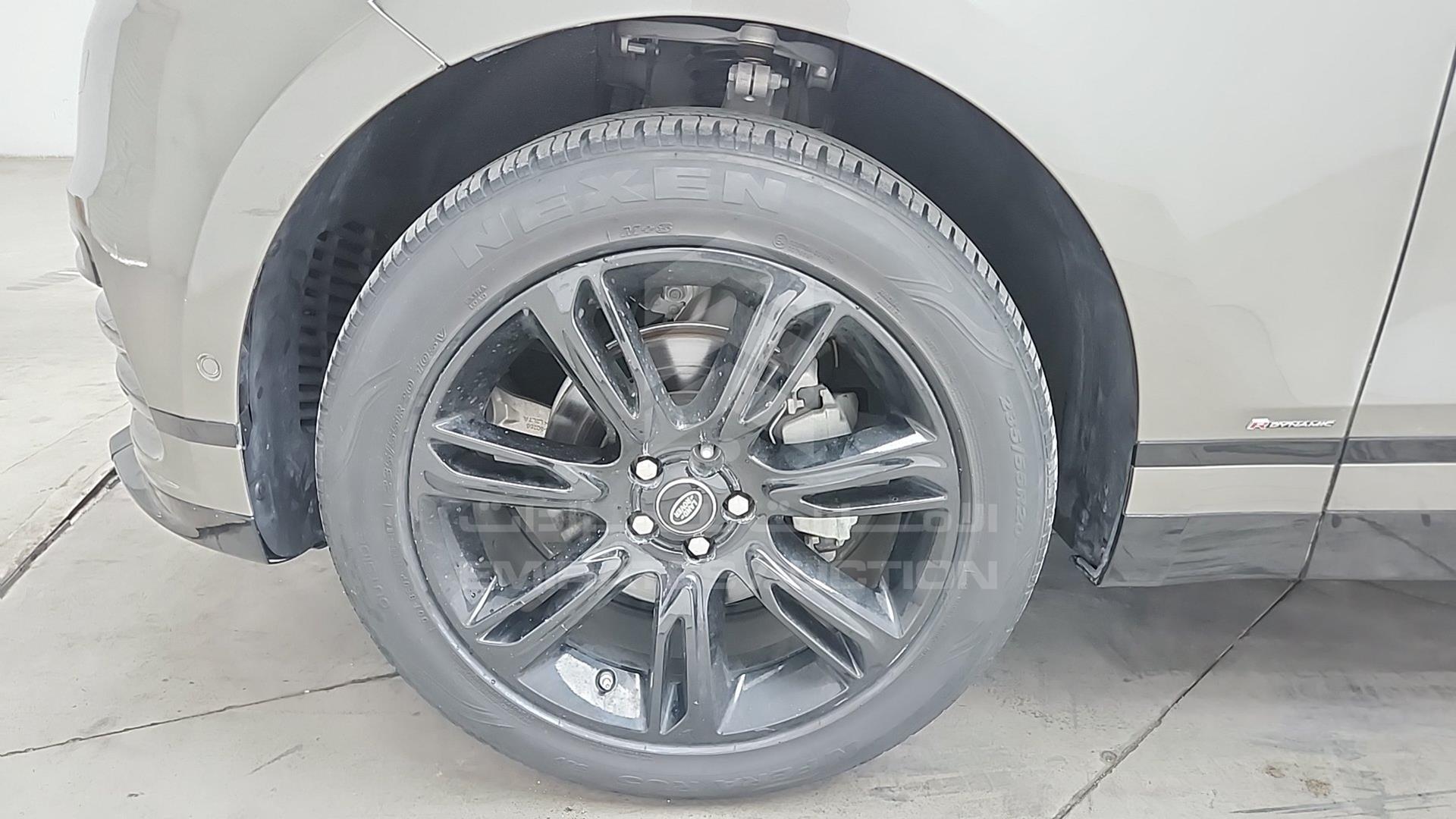 2019 RANGE ROVER VELAR VIN: SALYL2EX8KA234517