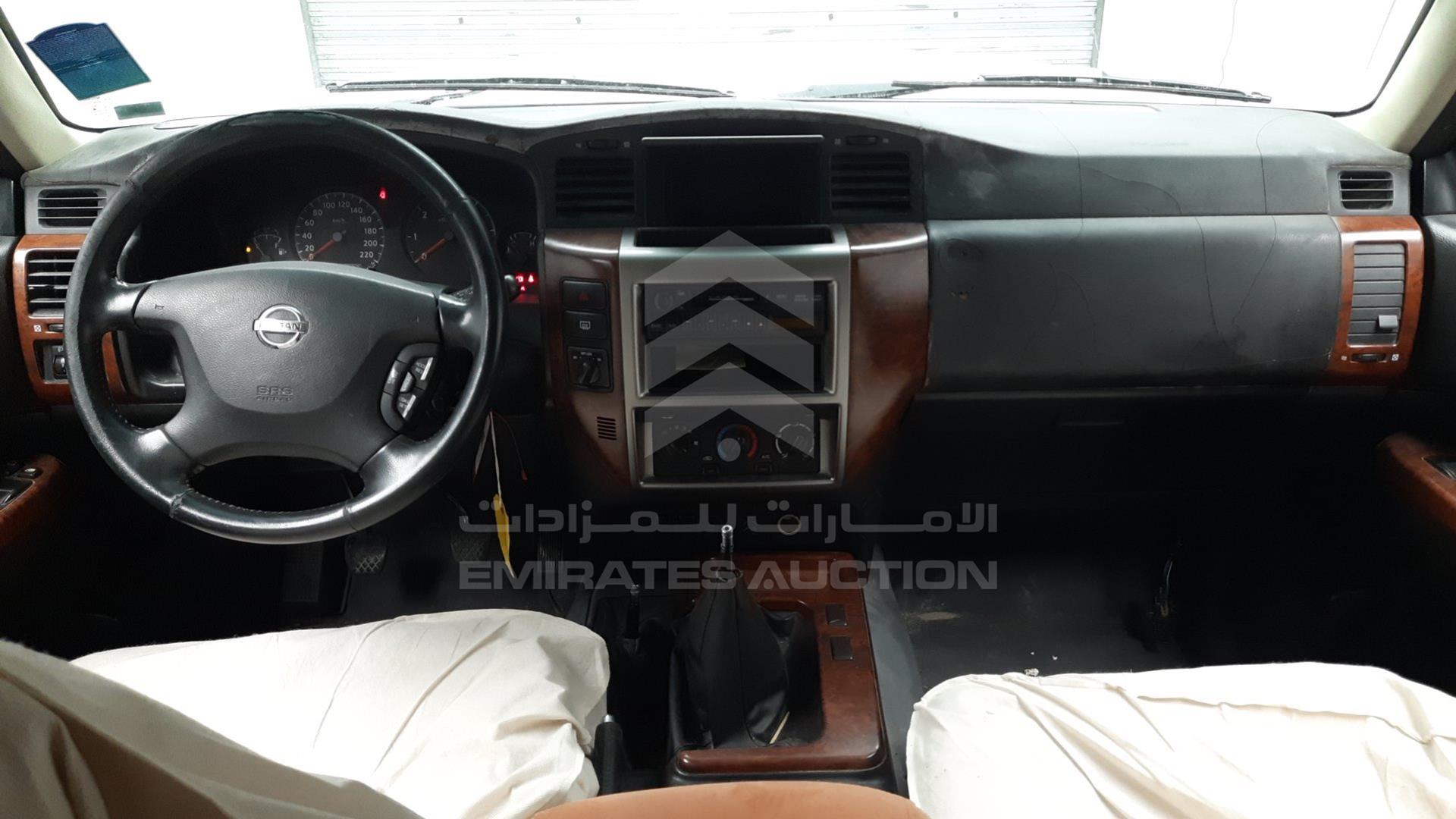 2010 NISSAN PATROL VIN: JN8FY15Y8AX581140