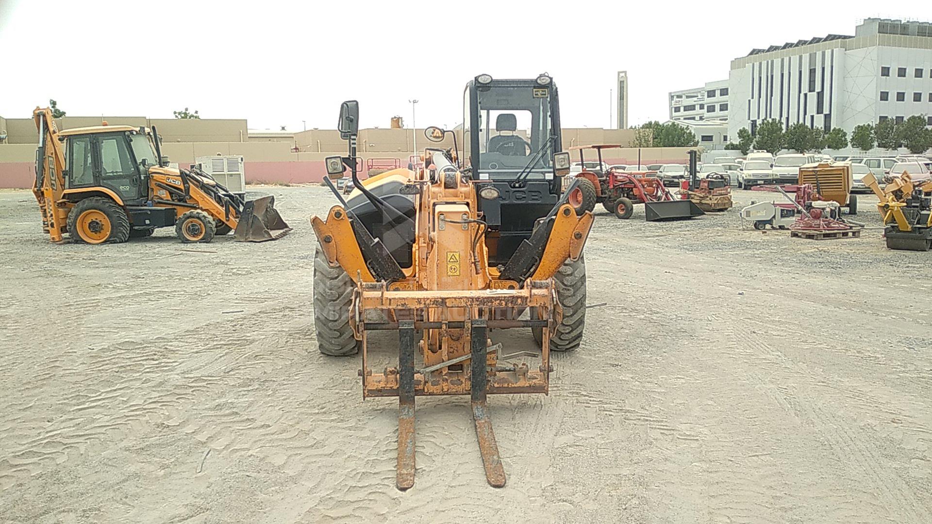 2020 JCB --- VIN: RAJ5DD8ME02958651