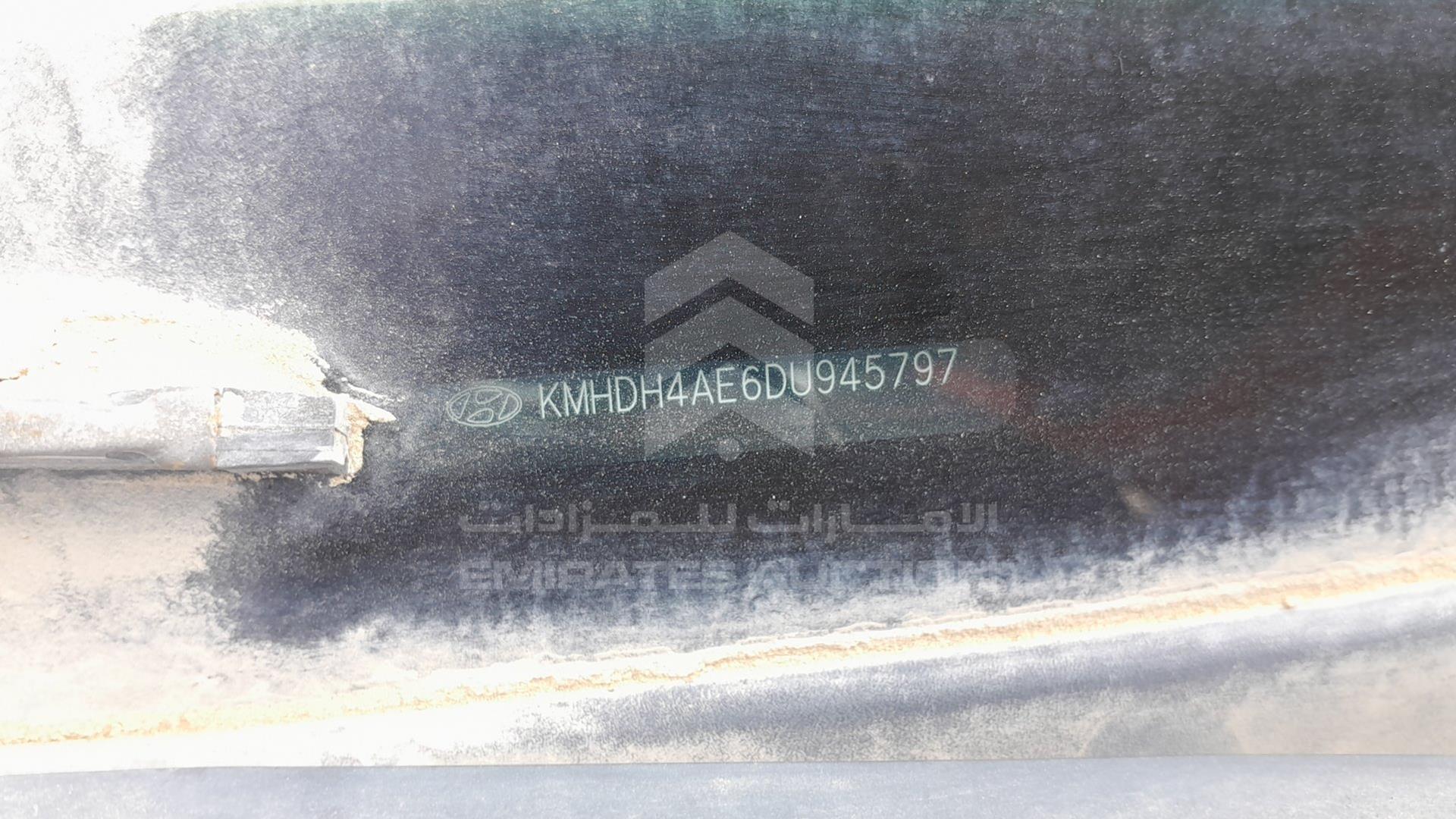 2013 HYUNDAI ELANTRA VIN: KMHDH4AE6DU945797