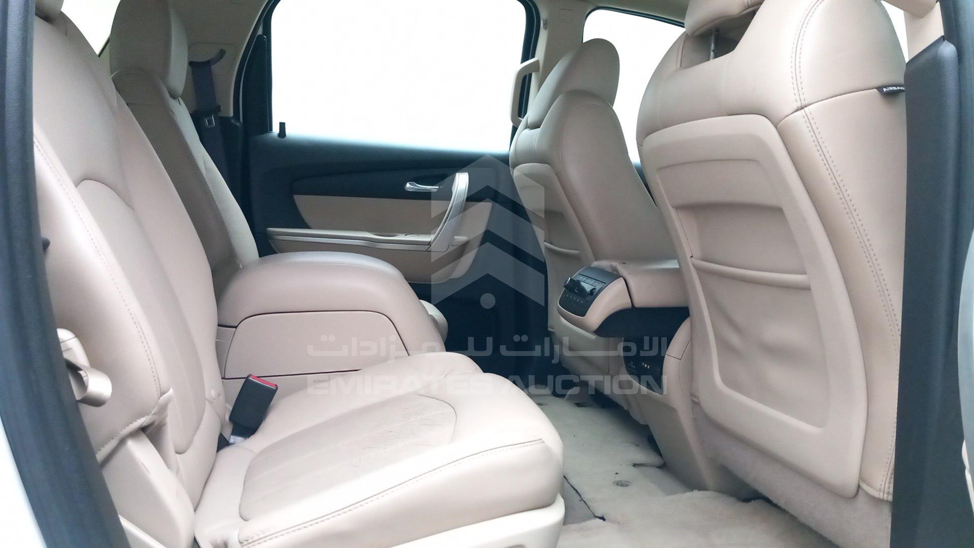 2011 GMC ACADIA VIN: 1GKKV8ED1BJ350307