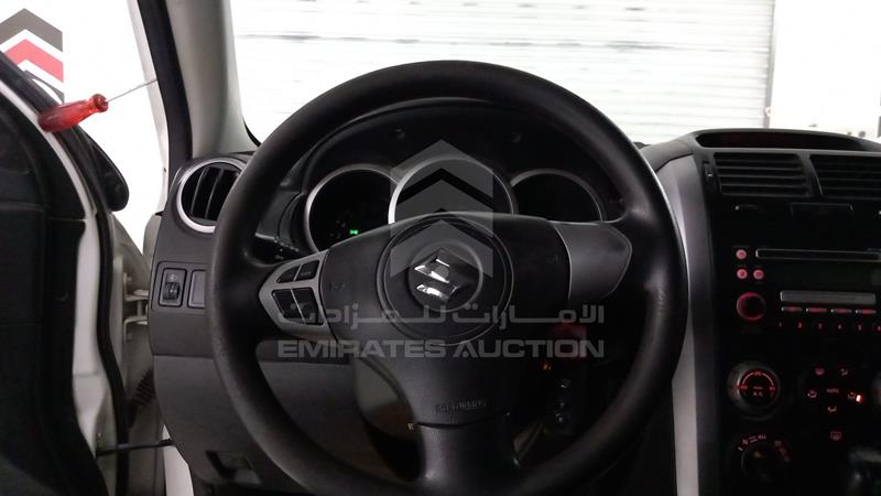 JS3TD54V274115577 Auction: EmiratesAuction Lot: 408892 JS3TD54V274115577 Suzuki Grand Vitara 2007 WHITE Photo 14
