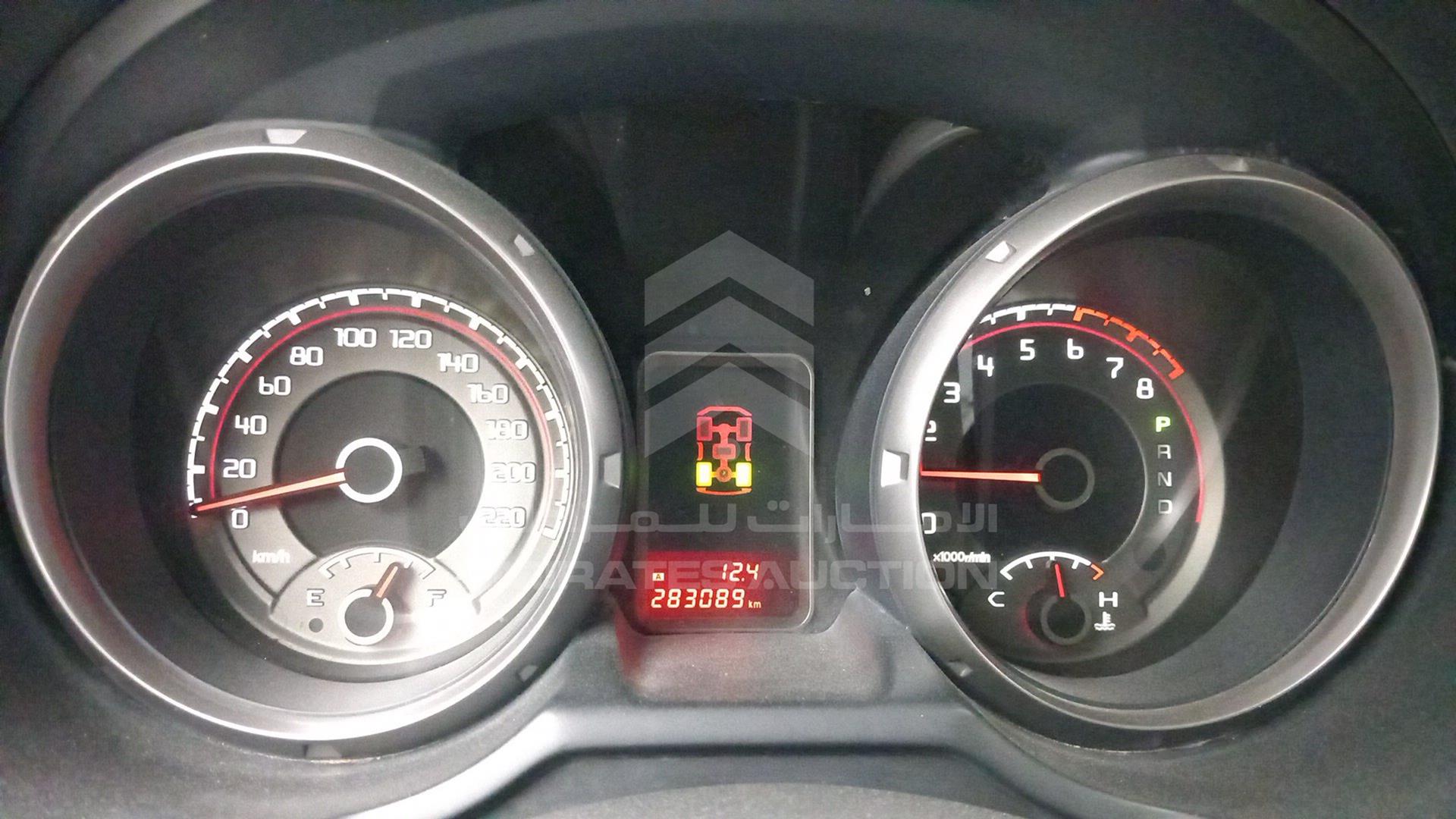 2016 MITSUBISHI PAJERO VIN: JMYLYV95WGJ706933