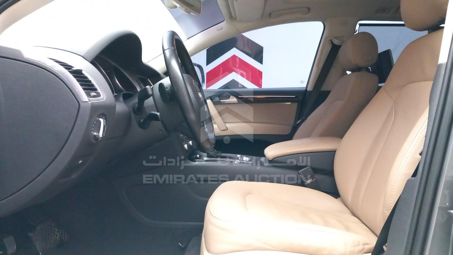 2013 AUDI Q7 VIN: WAUAGD4L3DD000355