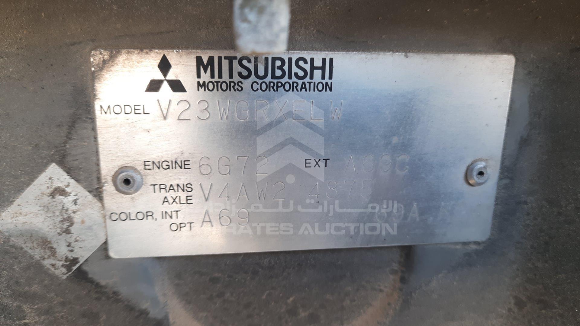2000 MITSUBISHI PAJERO VIN: JMY0RV230YJ704792