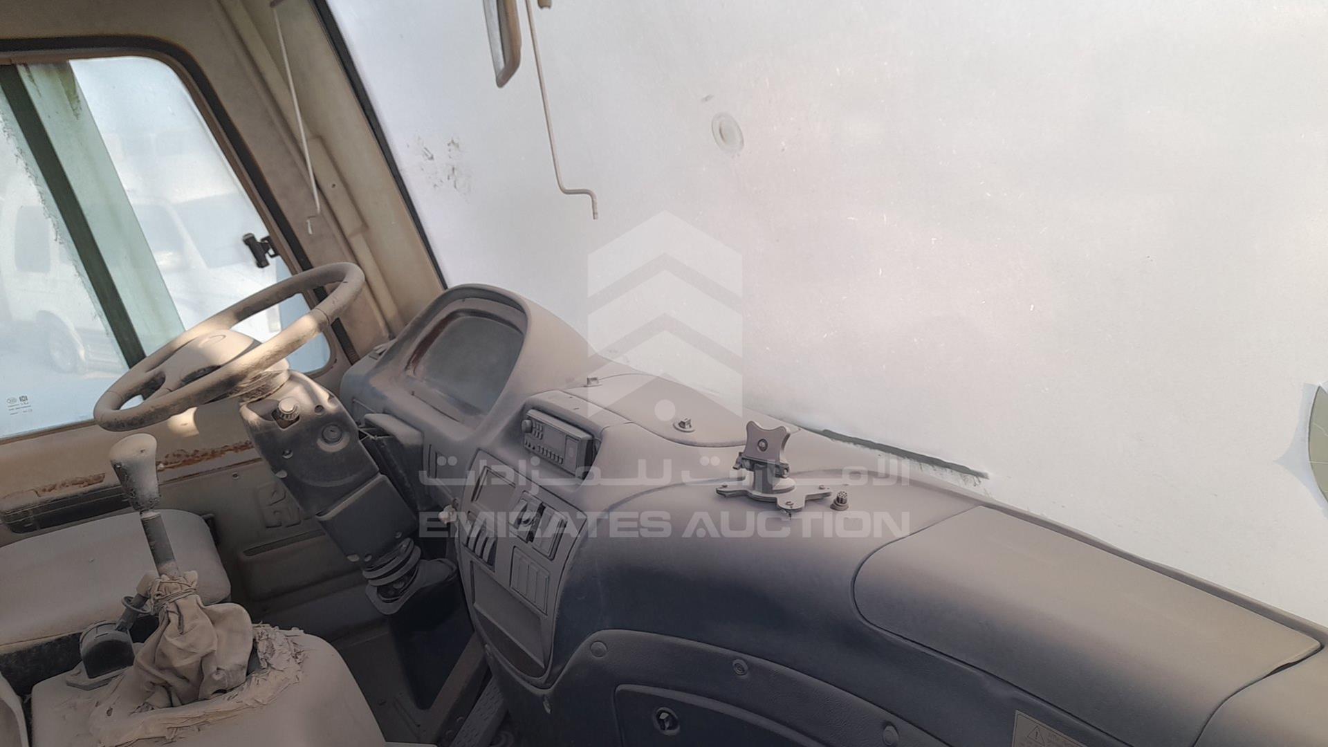 2011 ZHONGTONG LCK6780D VIN: LJ16AR5E6B2003438