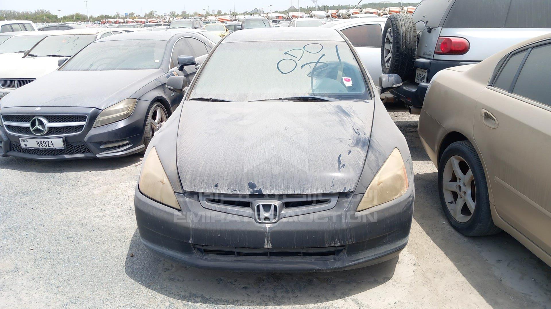 2005 HONDA ACCORD VIN: JHMCM56505C407631
