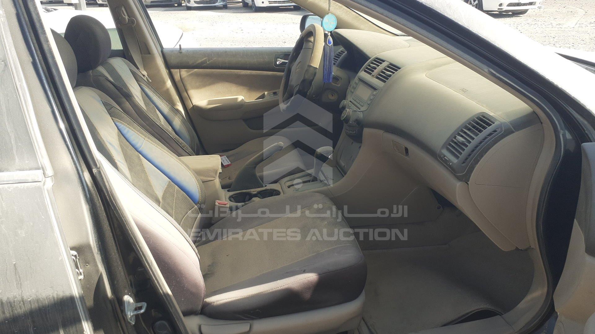 2007 HONDA ACCORD VIN: JHMCM56507C413867