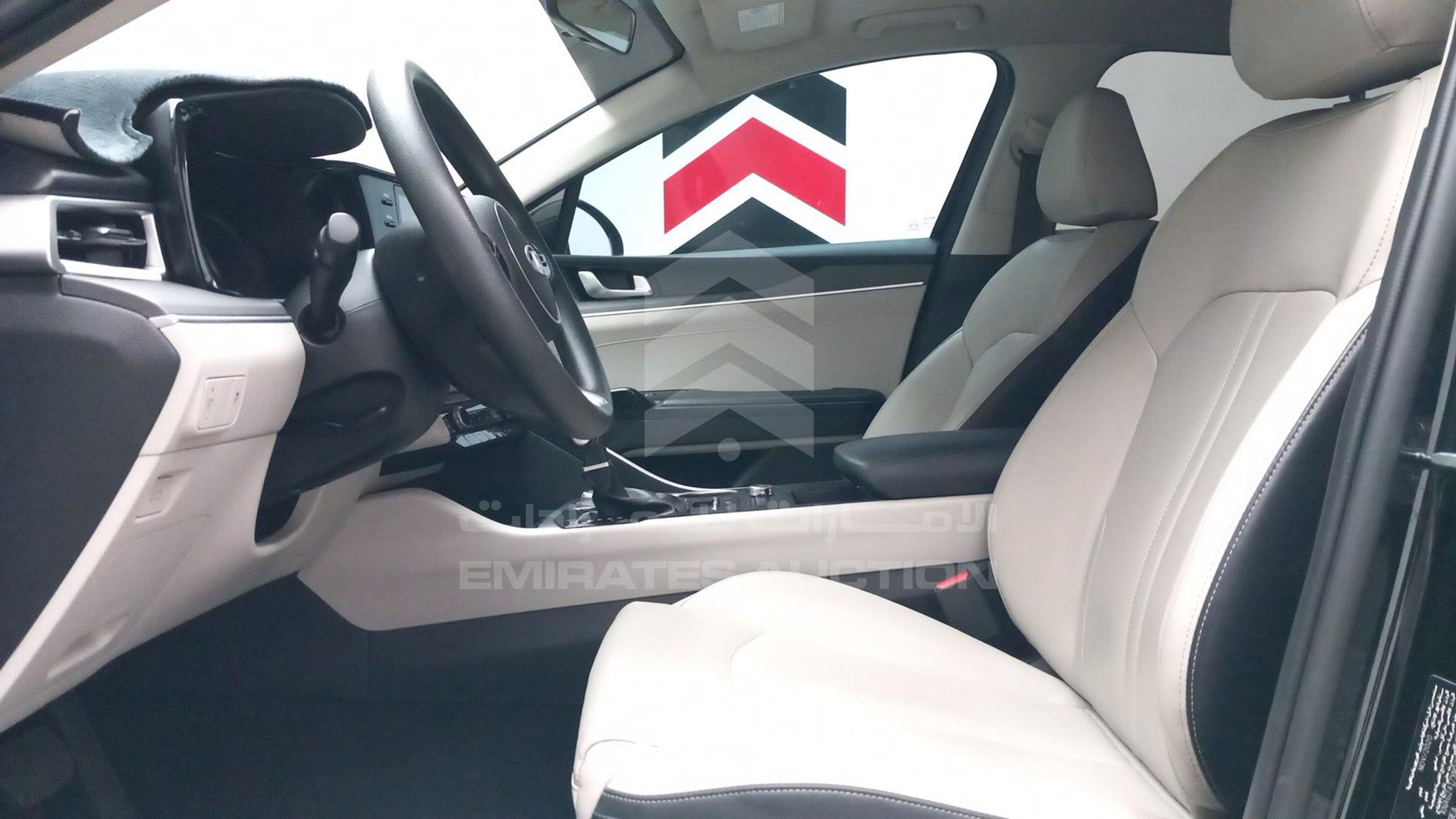 2021 KIA K5 VIN: KNAG2417XM5090808