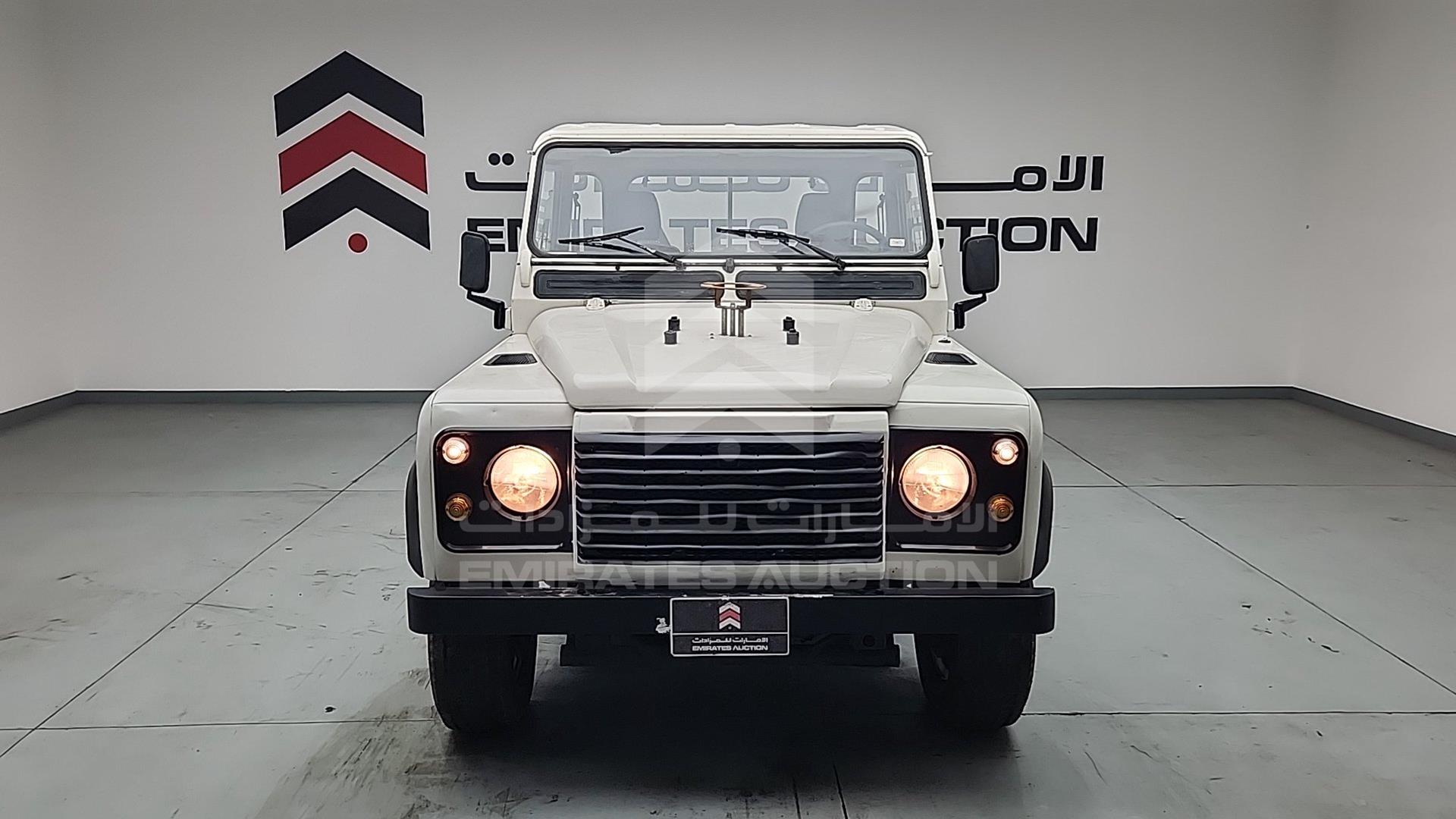 1994 LAND ROVER DEFENDER VIN: SALLDHAV8MA947261