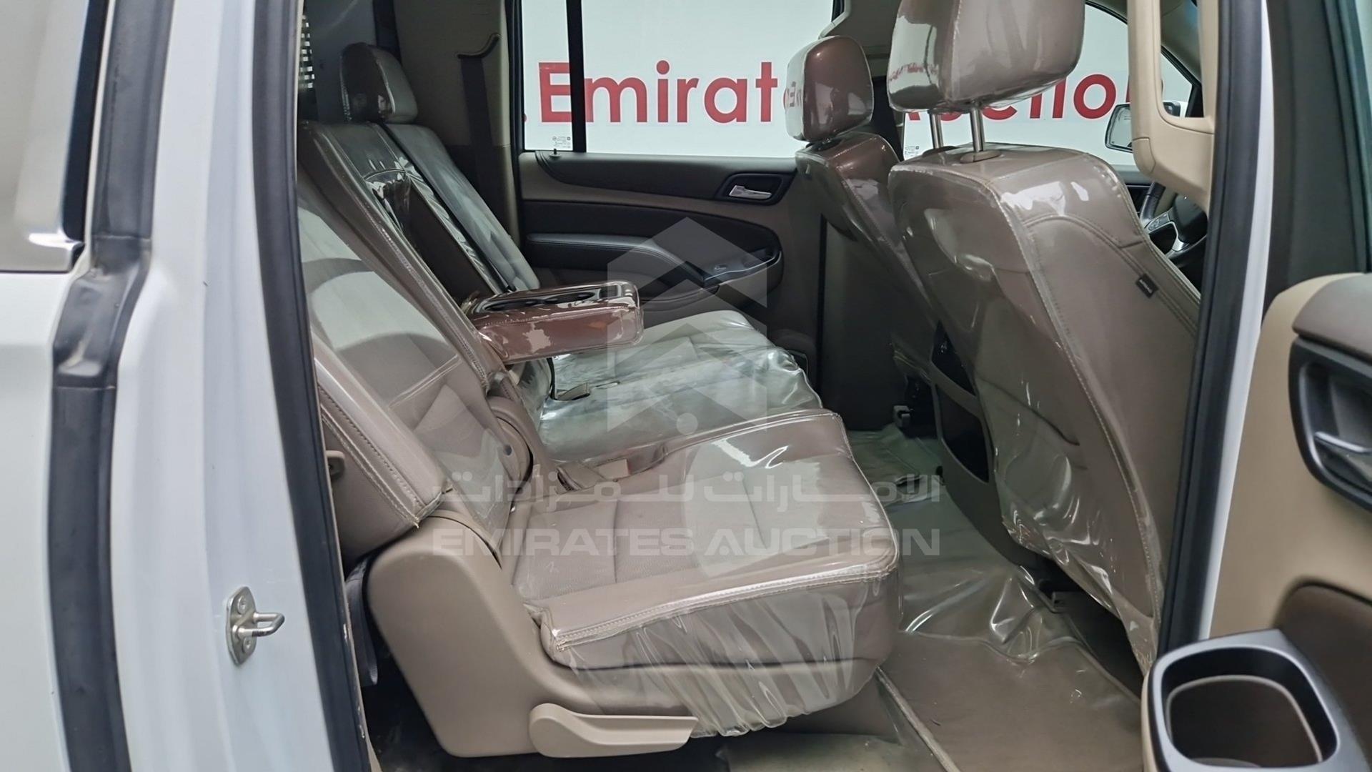 2018 CHEVROLET SUBURBAN VIN: 1GNSK8KC1JR168985