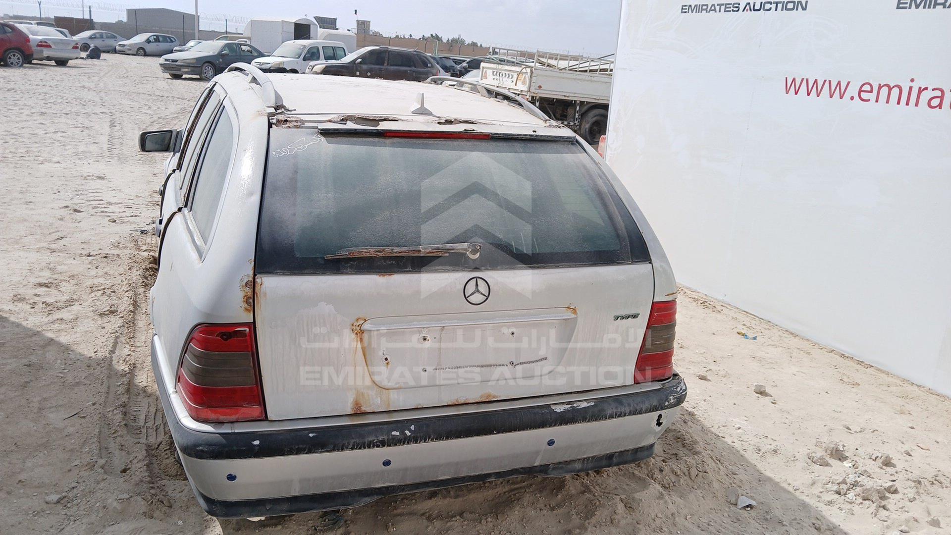 1998 MERCEDES C 240 VIN: WDB2020861F745265