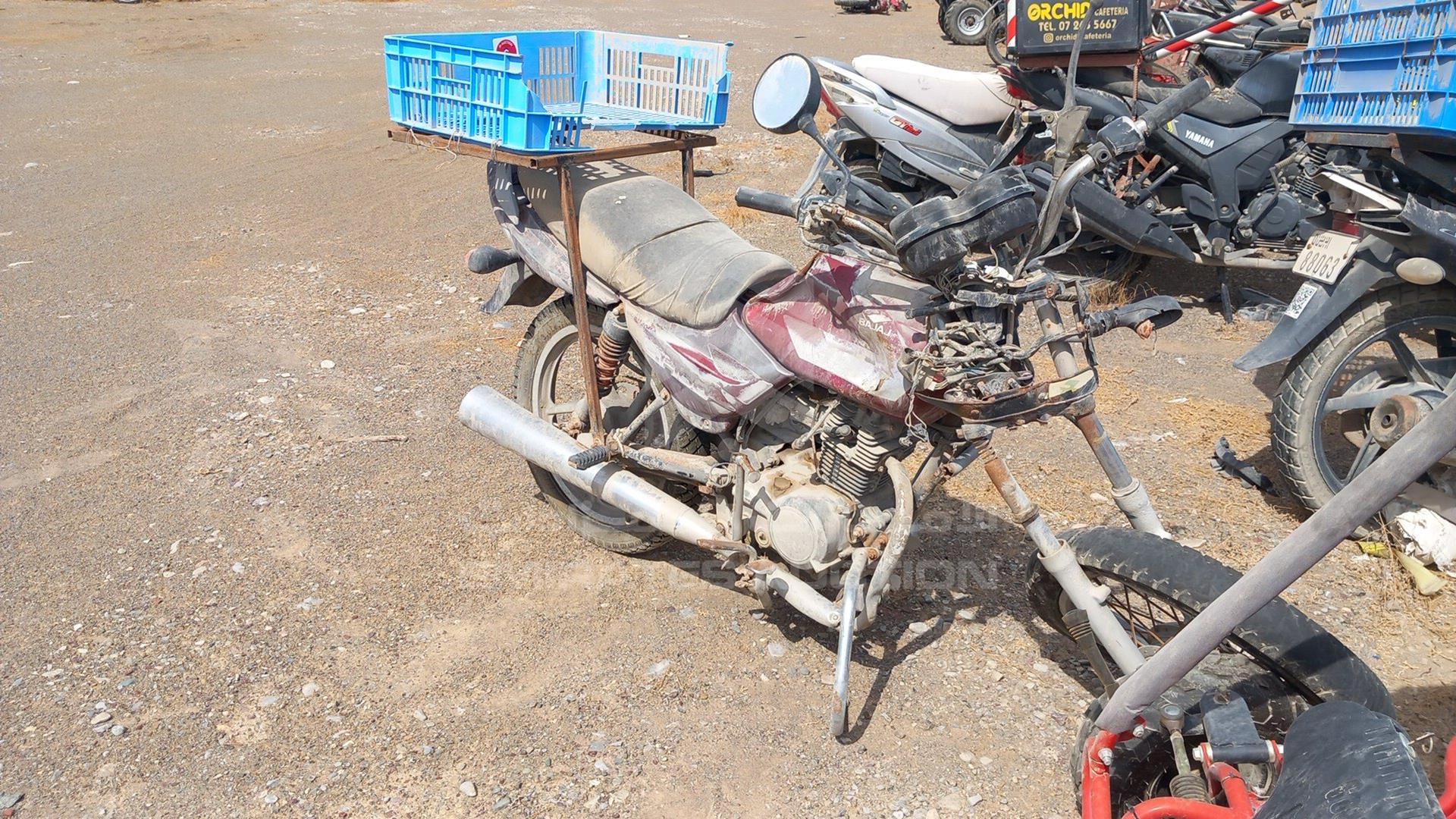 0 BAJAJ 100CT VIN: MD2DDDUZZRWE07236