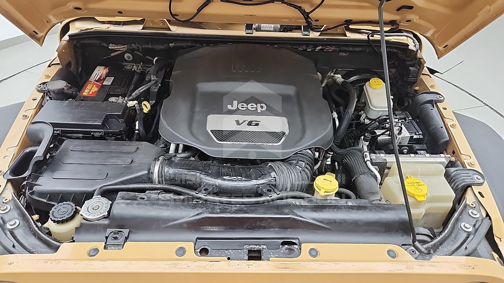 2014 JEEP WRANGLER / VIN: 1C4BJWAG1EL153044