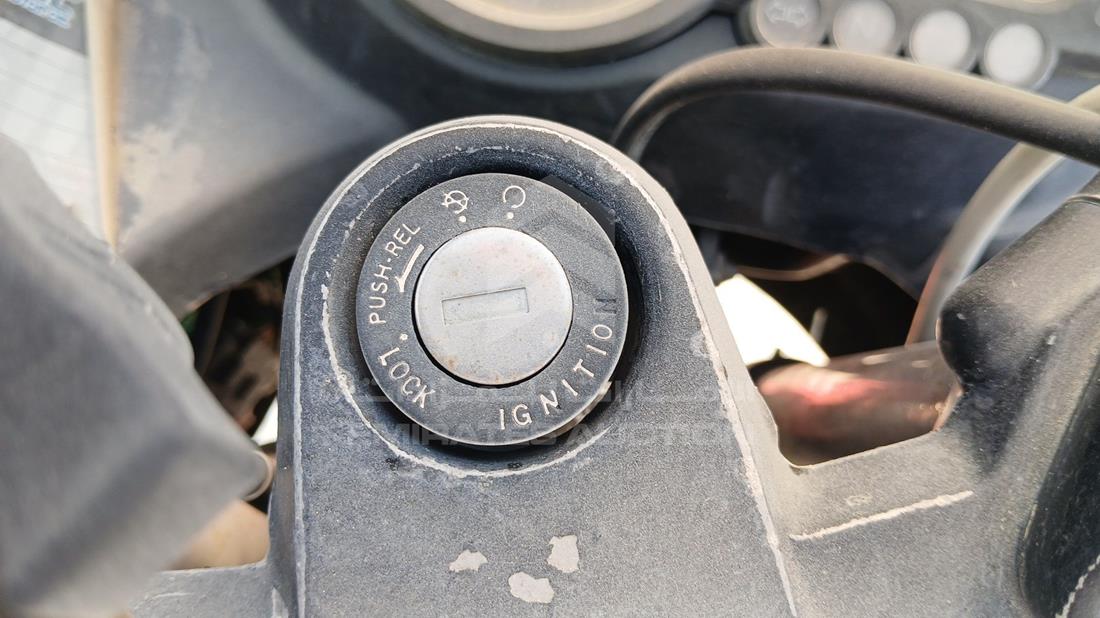 6 Motorbikes — Keys — Photo 18