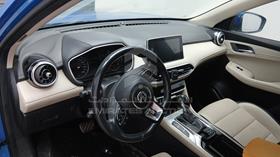2020 MG HS — Front Left Driver Dashboard View — Photo 4 — Thumbnail