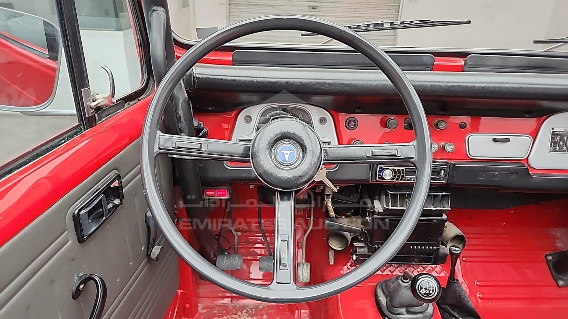1976 TOYOTA LAND CRUISER VIN: FJ40208941