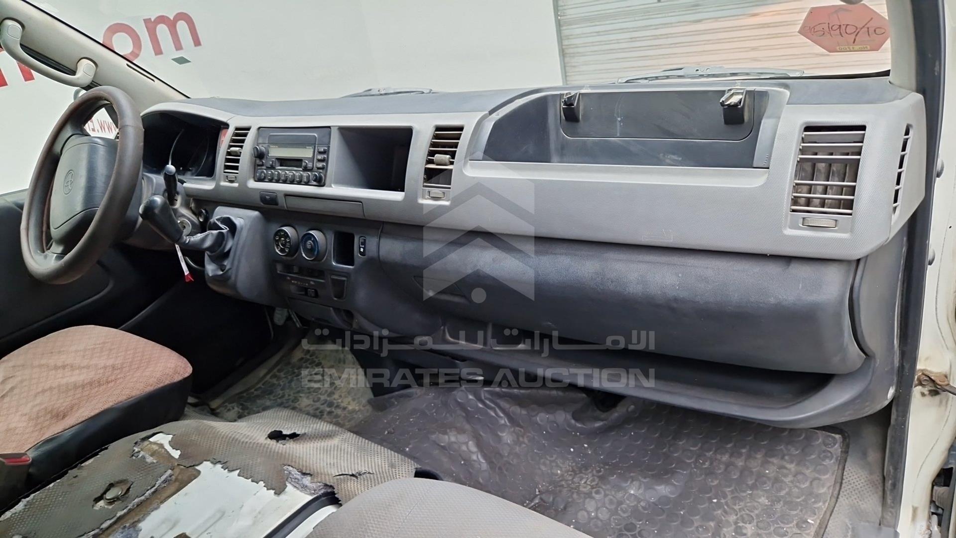 2010 TOYOTA HIACE VIN: JTGSX22PXA6080127