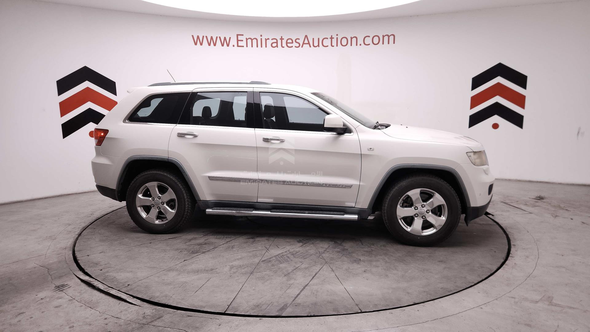 2011 JEEP GRAND CHEROKEE VIN: 1J4RR5GG0BC663660