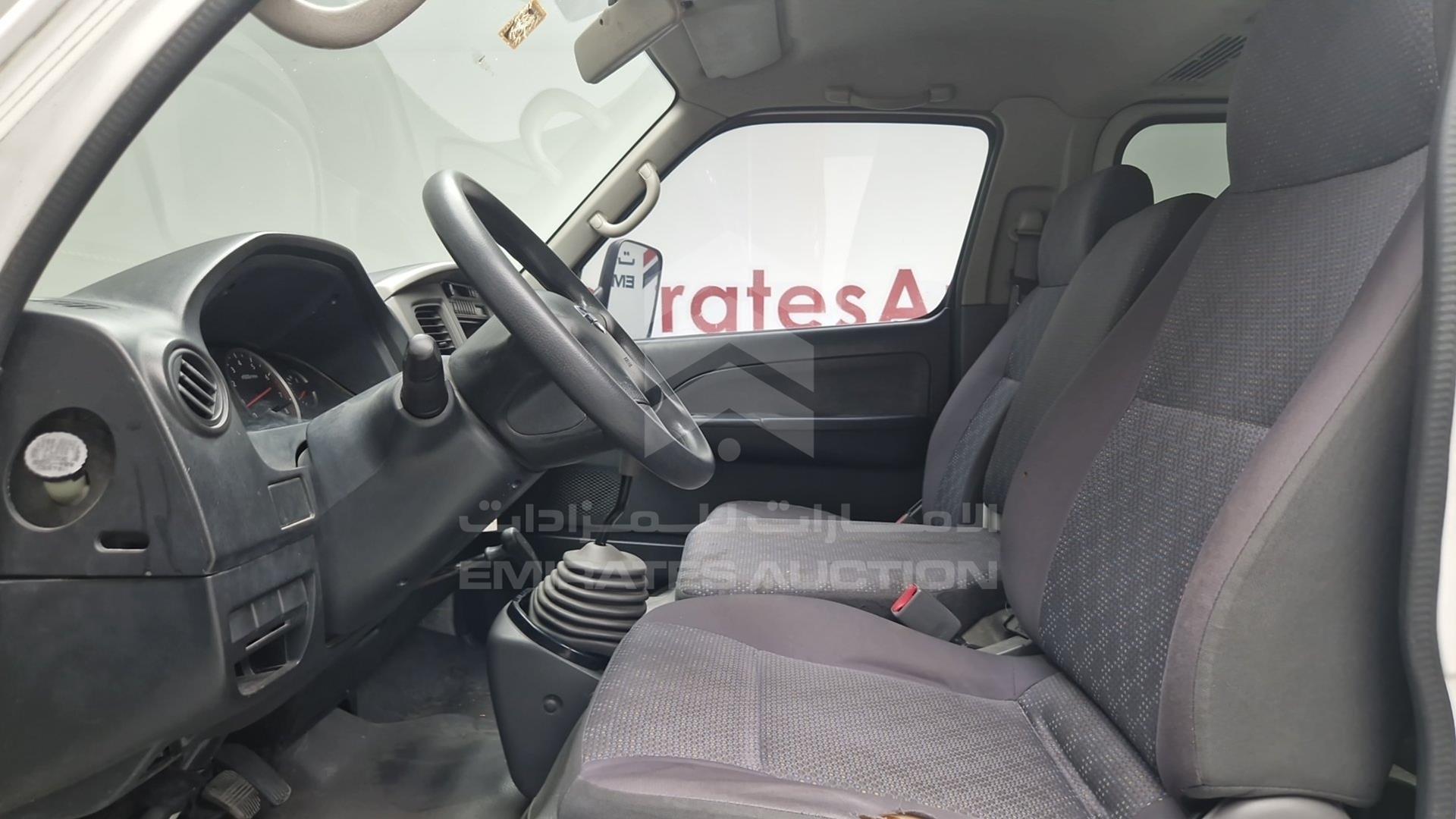 2010 NISSAN URVAN VIN: JN6AE54S1AX020536