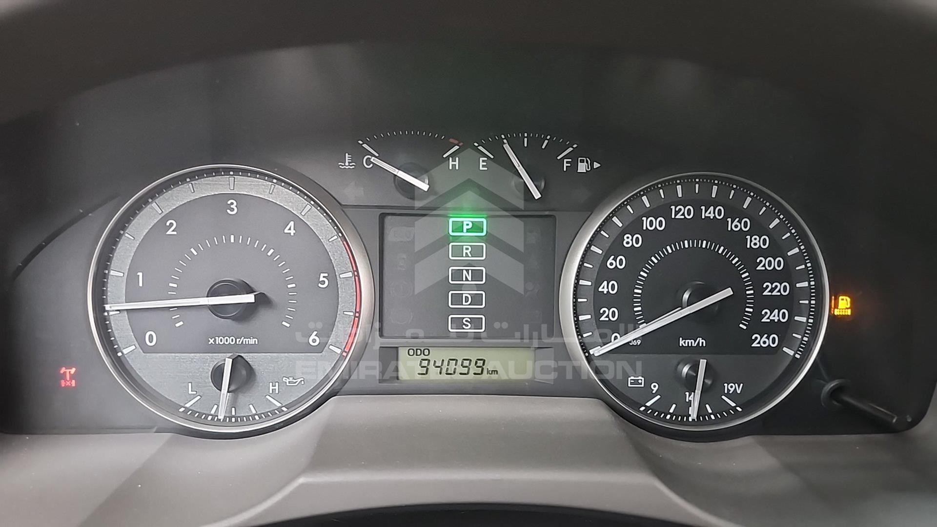 2013 TOYOTA LAND CRUISER VIN: JTMHV09JXD4095973