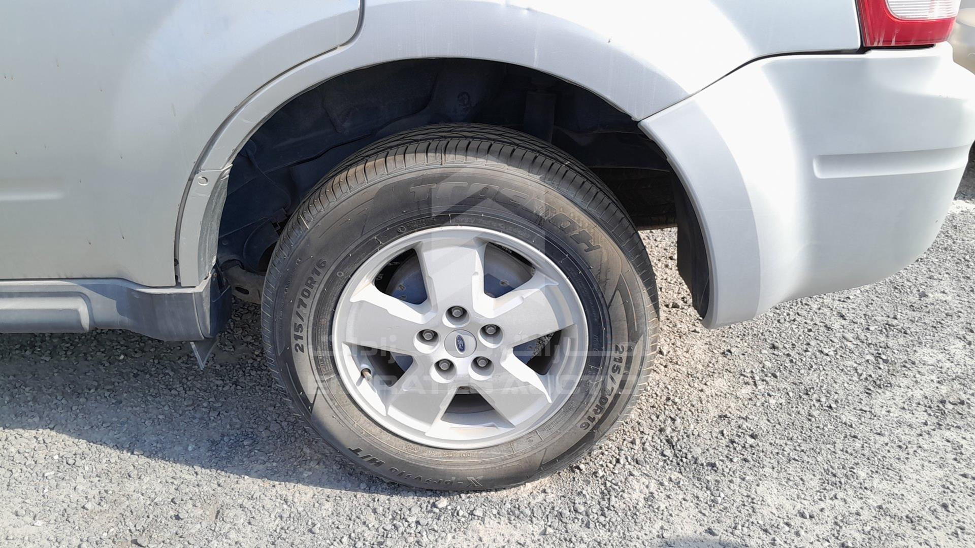 2010 FORD ESCAPE VIN: 1FMCU9CG1AKC12731