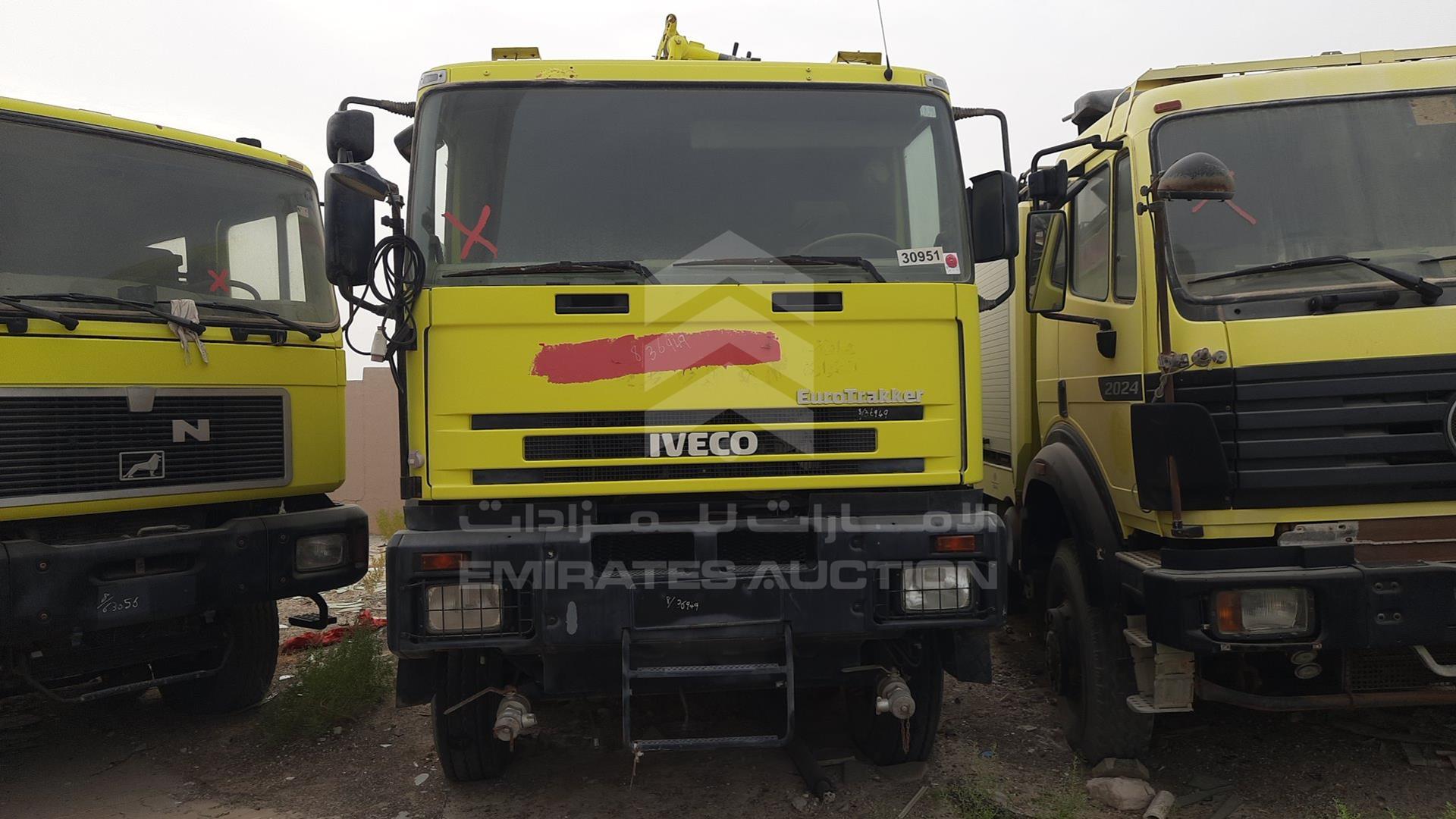 2001 IVECO --- VIN: WJMF3TPT00C080472