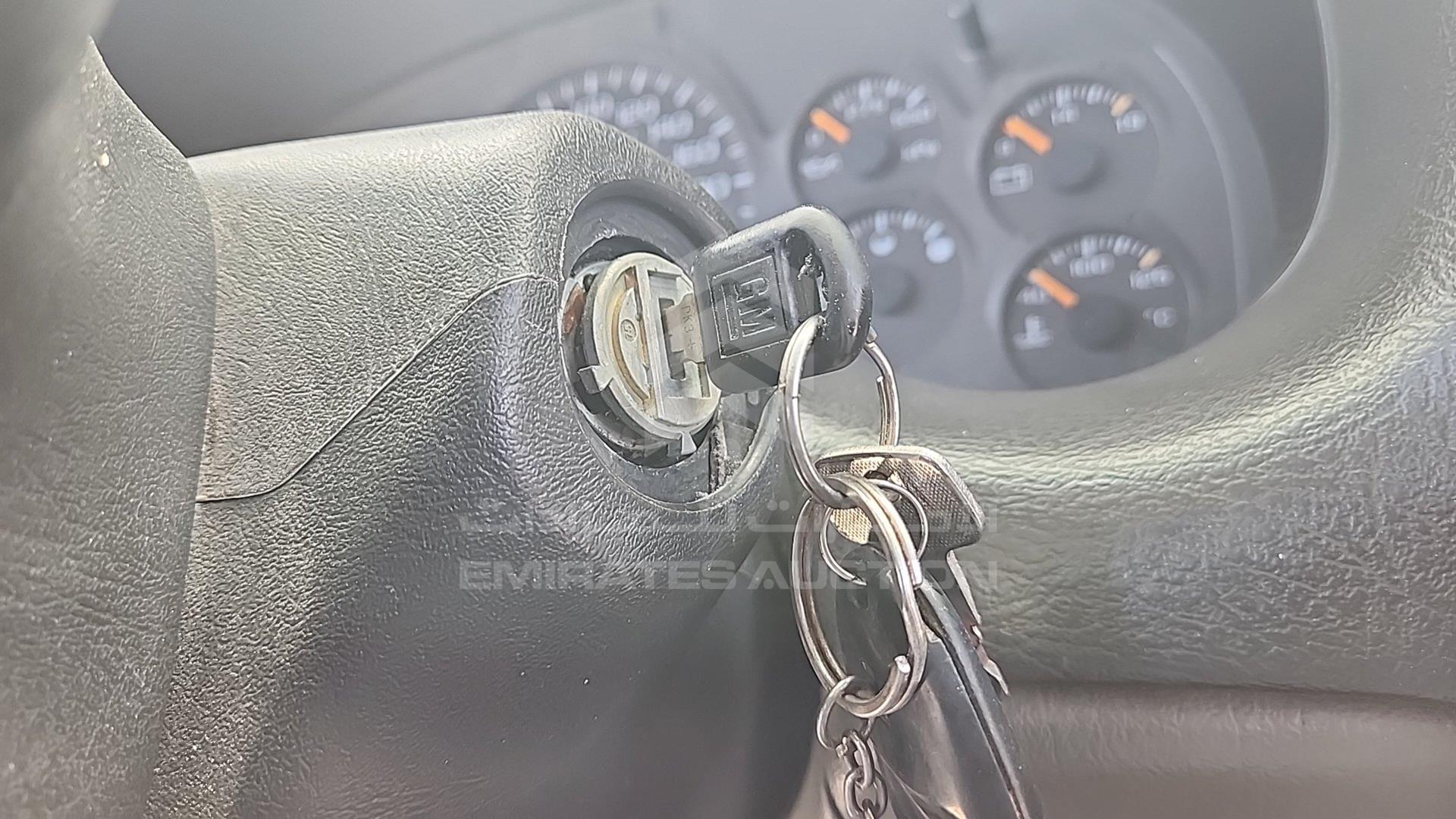 2003 CHEVROLET TRAILBLAZER VIN: 1GNDT13S732133611