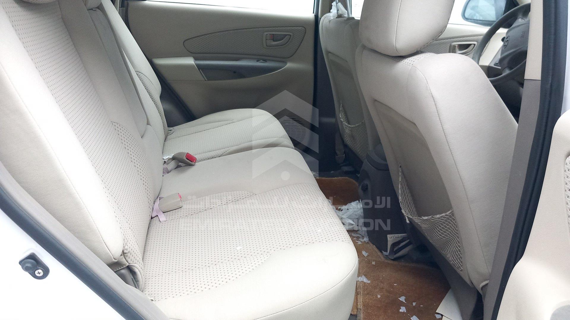 2009 HYUNDAI TUCSON VIN: KMHJM81D19U995429