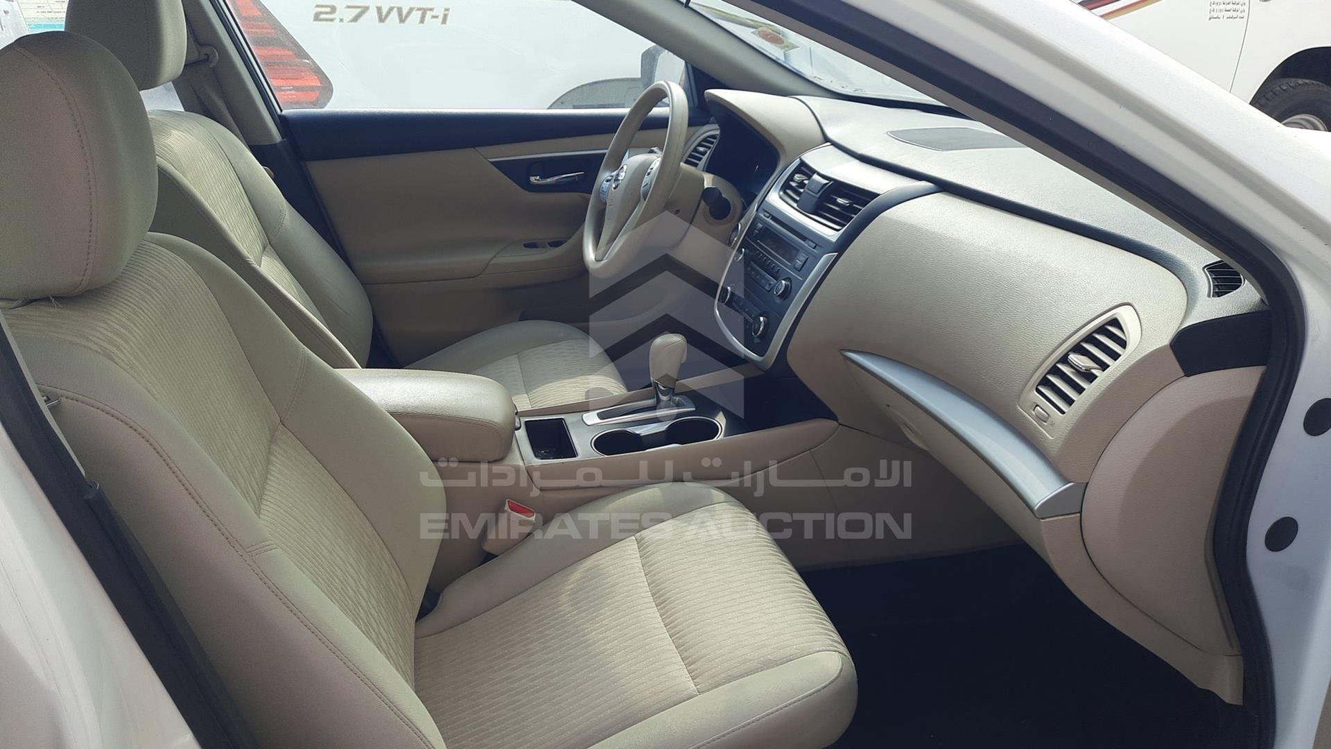 2018 NISSAN ALTIMA VIN: 1N4AL3A98JC274160