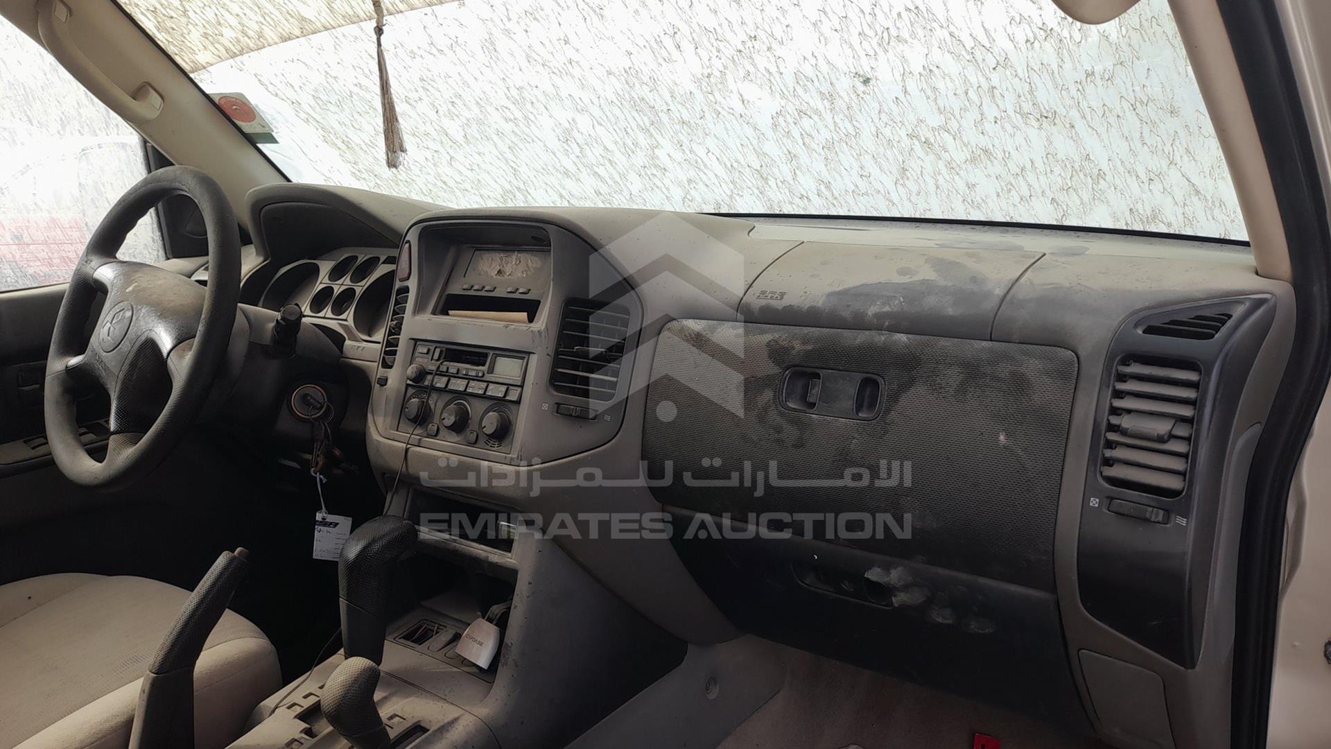 2006 MITSUBISHI PAJERO VIN: JMYLRV73W6J713853