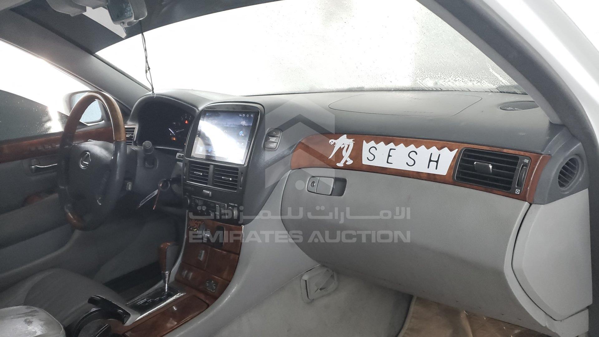 2005 LEXUS LS 430 VIN: JTHBN36F555003086