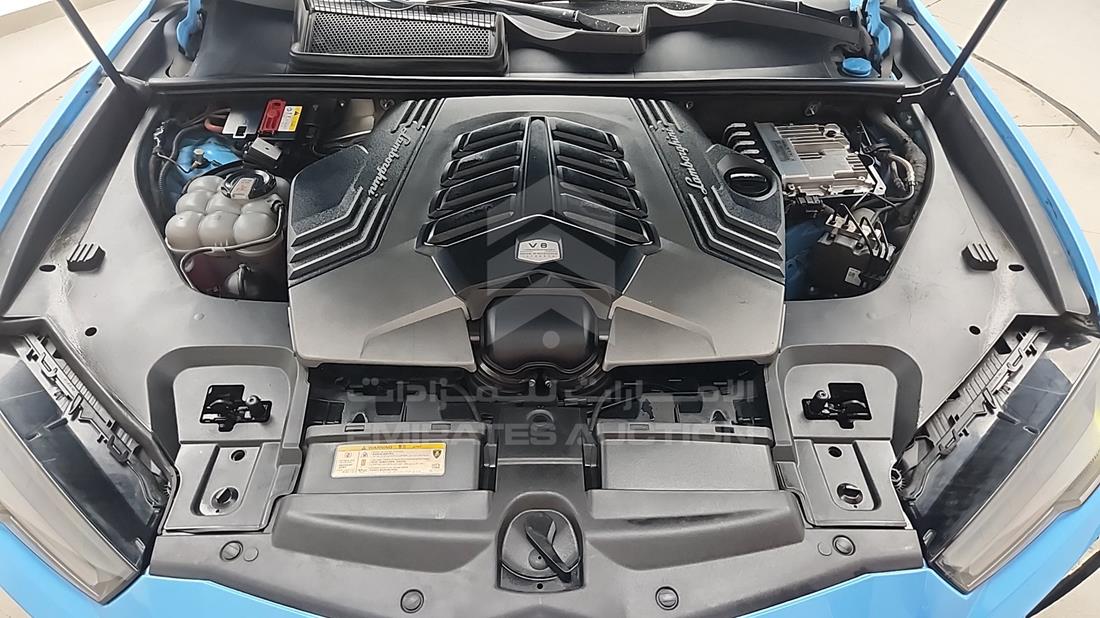 2021 Lamborghini Urus — Engine Bay — Photo 37