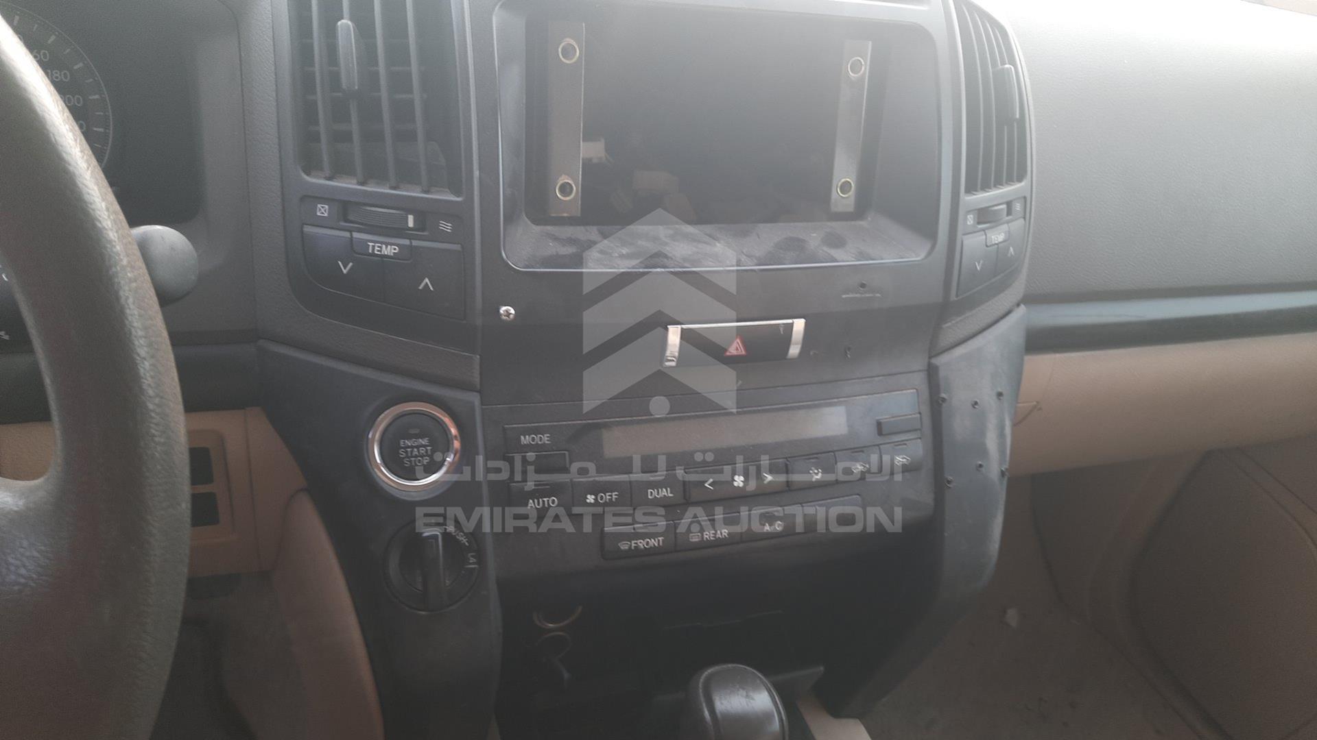 2013 TOYOTA LAND CRUISER VIN: JTMDU09J9D5065732