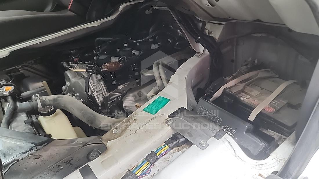2020 Nissan Urvan — Engine Bay — Photo 21