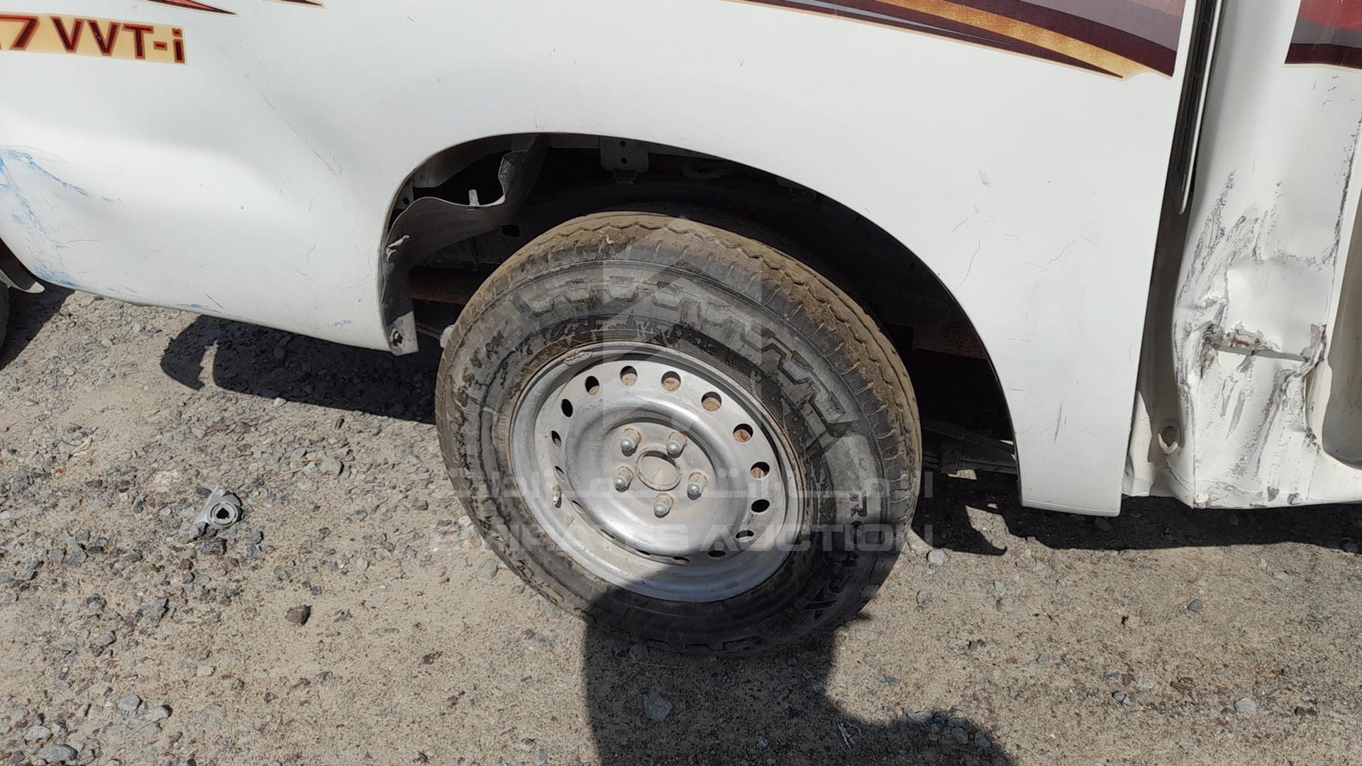 2011 TOYOTA HILUX VIN: MR0EX12G7B2057192