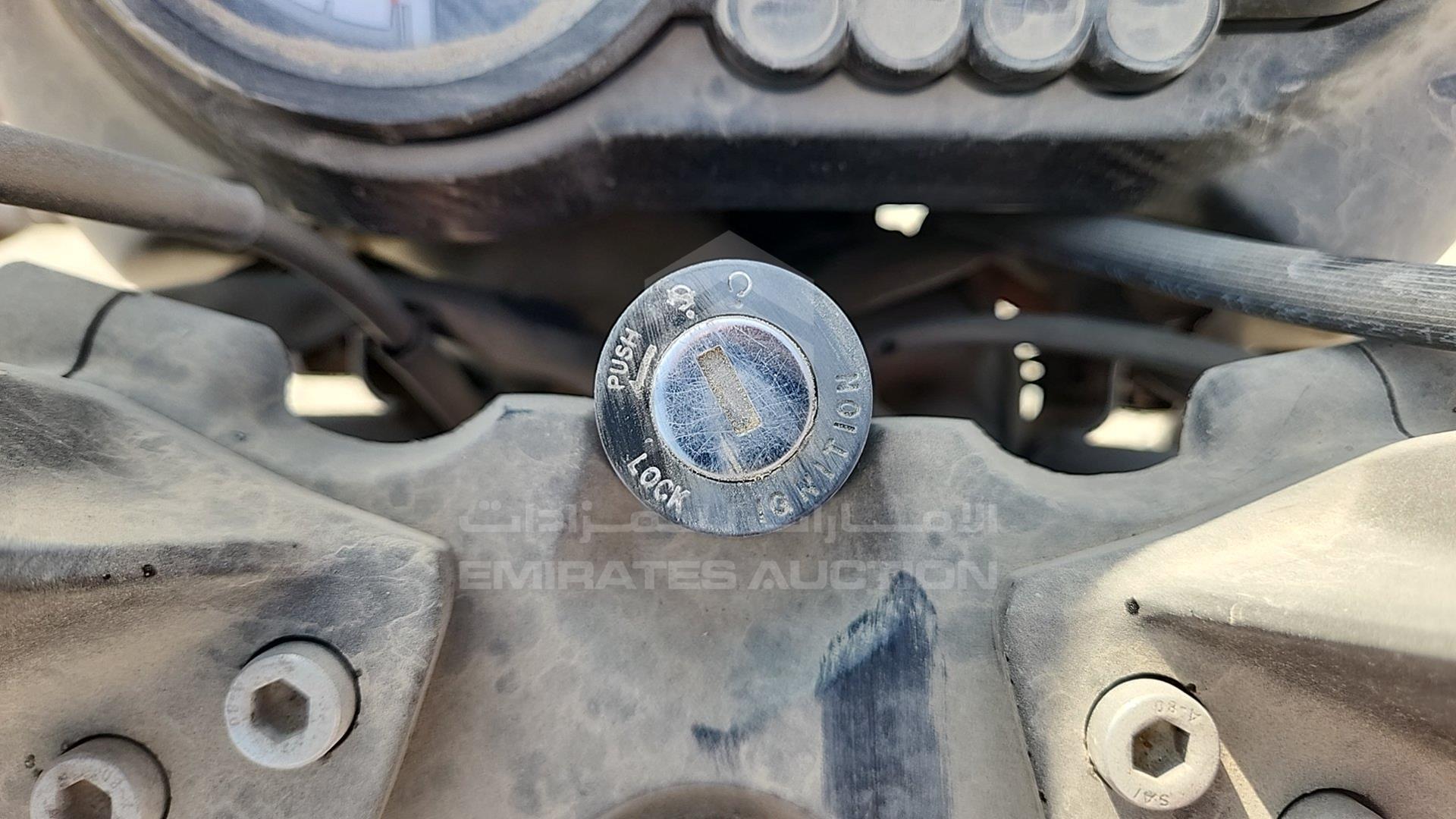 0 BAJAJ PULSAR VIN: MD2A11CX4LCE59855