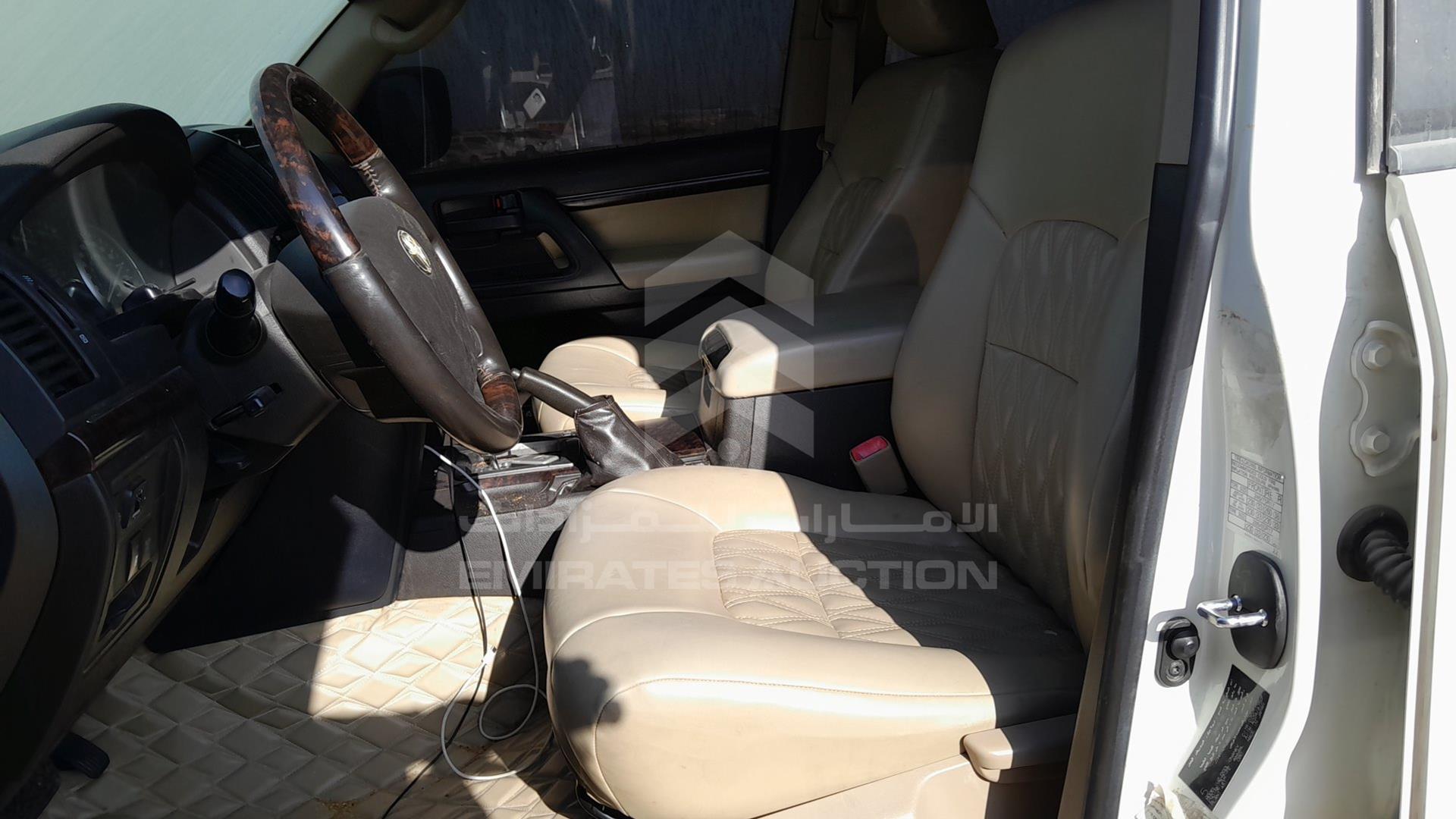 2010 TOYOTA LAND CRUISER VIN: JTMHT09J8A5066676